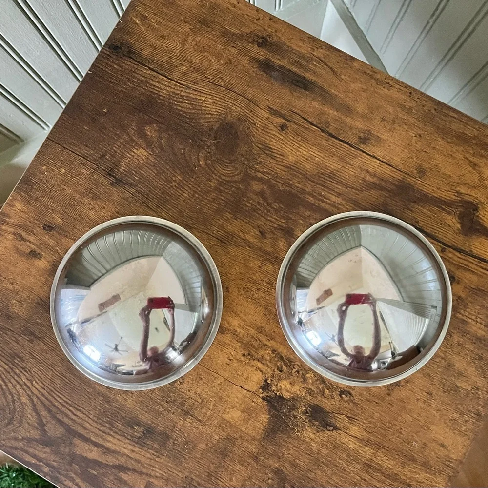Set of 2 Silver Round Cat/Small Dog Bowls